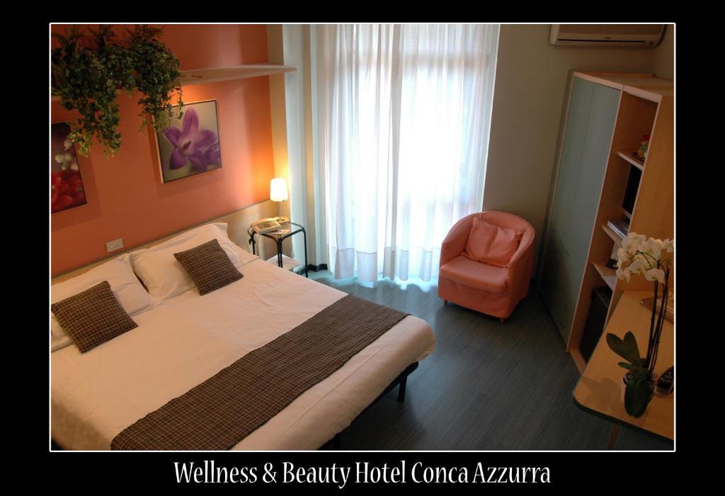 Conca Azzurra Wellness & Beauty Hotel Ranco Pokoj fotografie