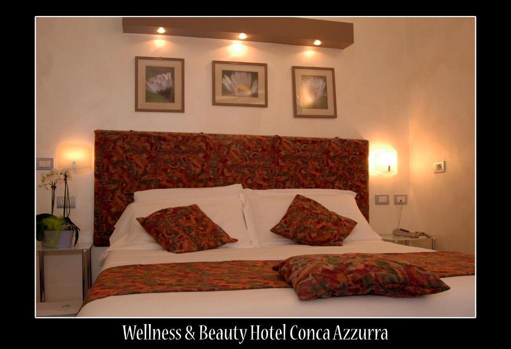 Conca Azzurra Wellness & Beauty Hotel Ranco Pokoj fotografie